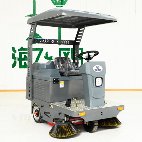 Xe quét đường Kumisai KMS 160E