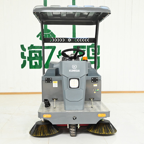 Xe quét đường Kumisai KMS 160E
