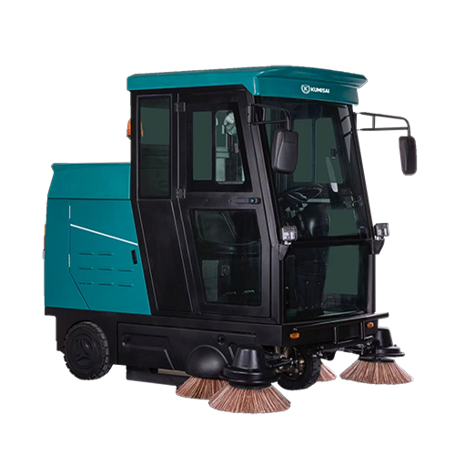 Xe quét rác ngồi lái Kumisai KMS 180