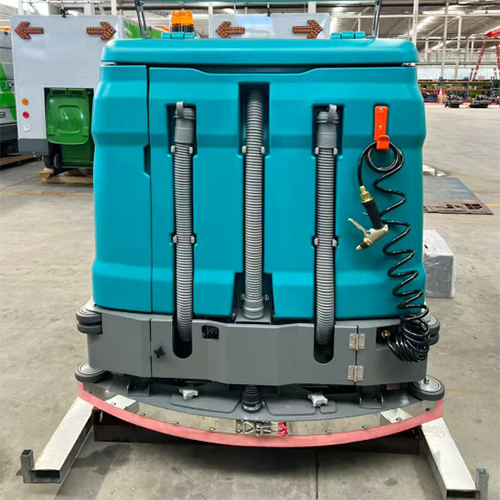 Xe quét rác chà sàn Kumisai KMS 1450XS